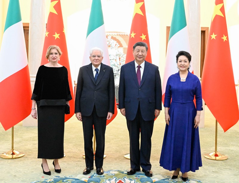 习近平同意大利总统马塔雷举行会谈1.jpg
